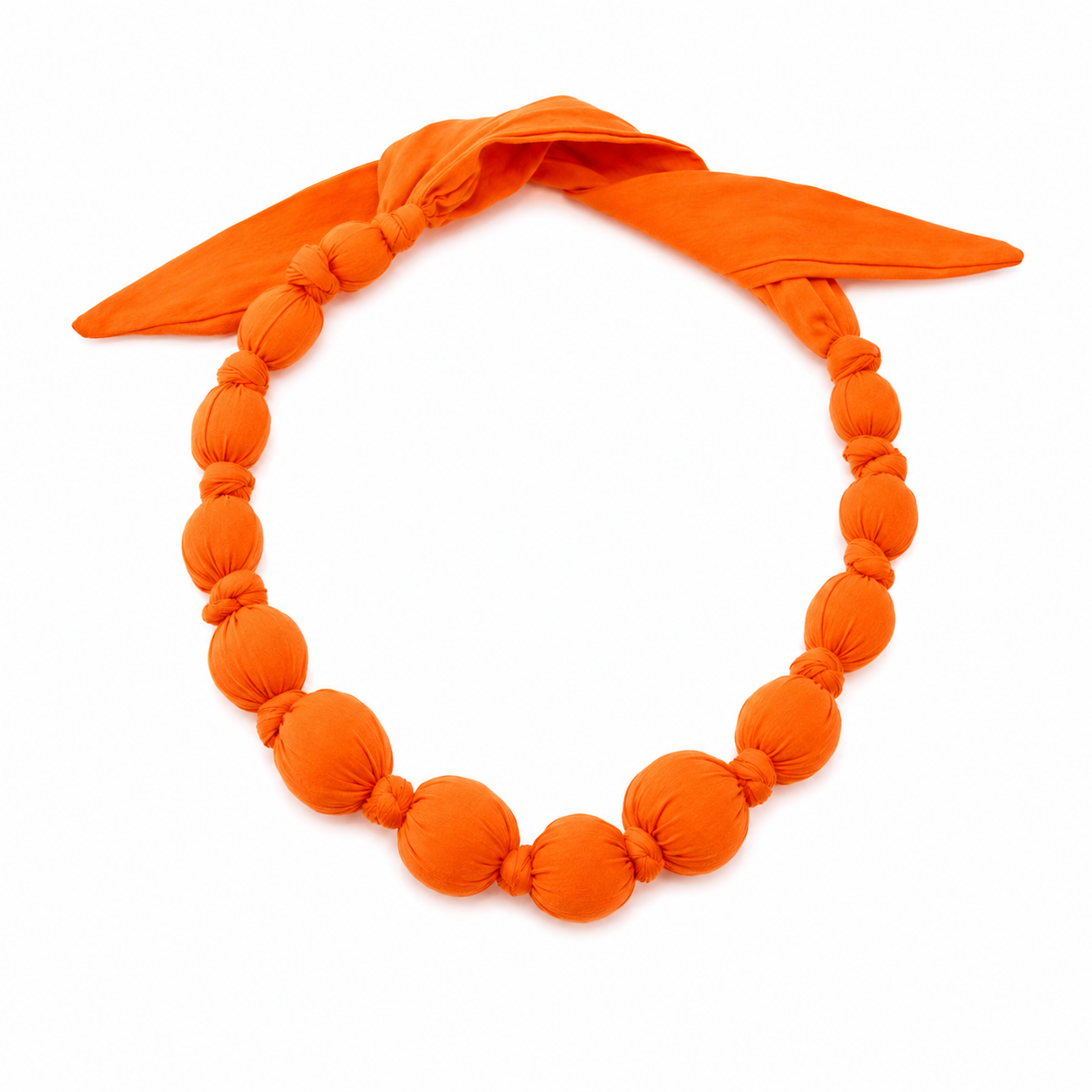Beaded Neacklace قلب من كور خشب