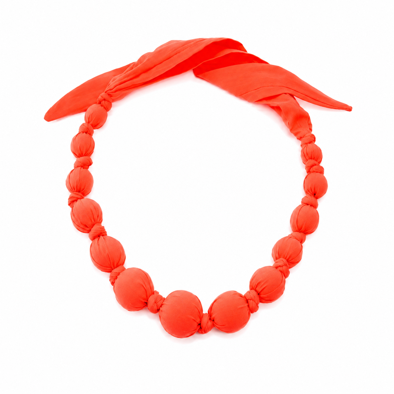 Beaded Neacklace قلب من كور خشب