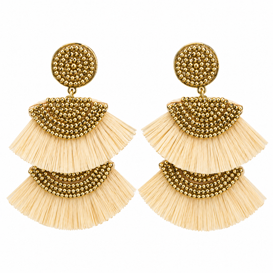 Raffia Beads Tiered Earrings حلق لون بيج وذهبي
