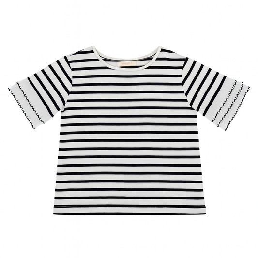 Bell Sleeve Stripe Top بلوزة لون آبيض و أسود