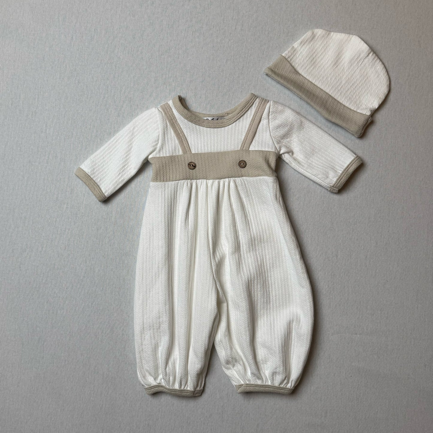 Ivory Boys Quilted Romper With Straps طثم مواليد