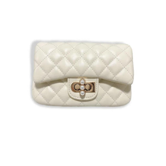 Cream Quilted Leather w/Pearl حقيبة لون أبيض